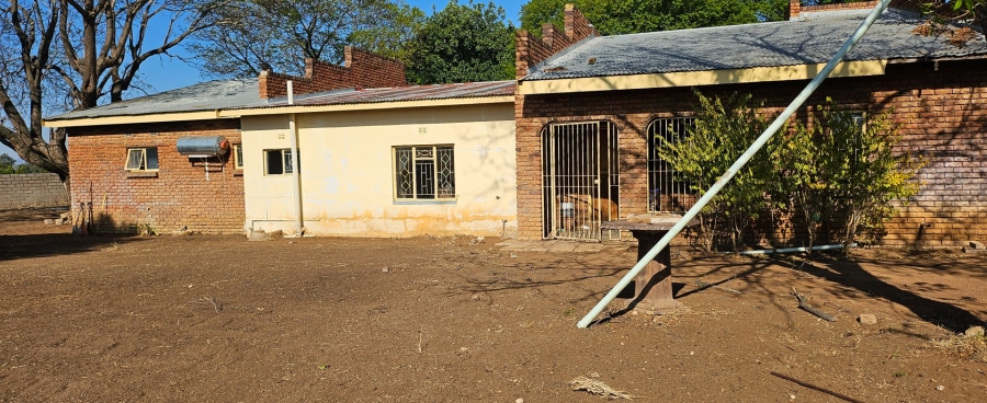 Commercial Property for Sale in Kalkfontein A H Limpopo