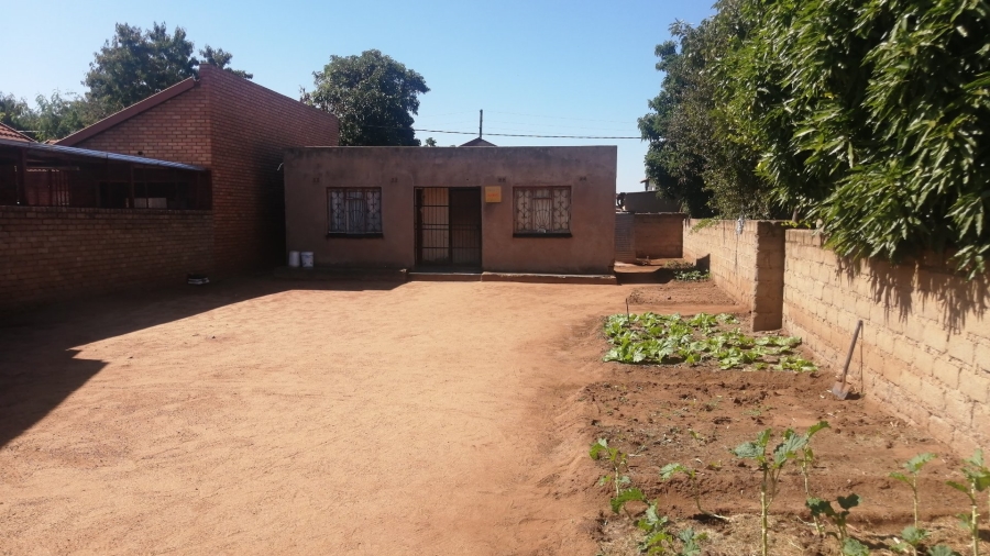 Commercial Property for Sale in Lebowakgomo Zone S Limpopo