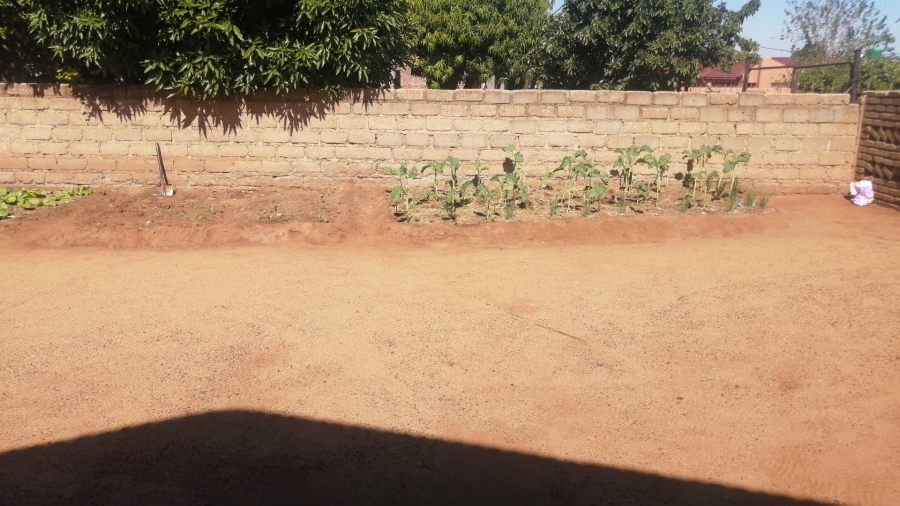 Commercial Property for Sale in Lebowakgomo Zone S Limpopo