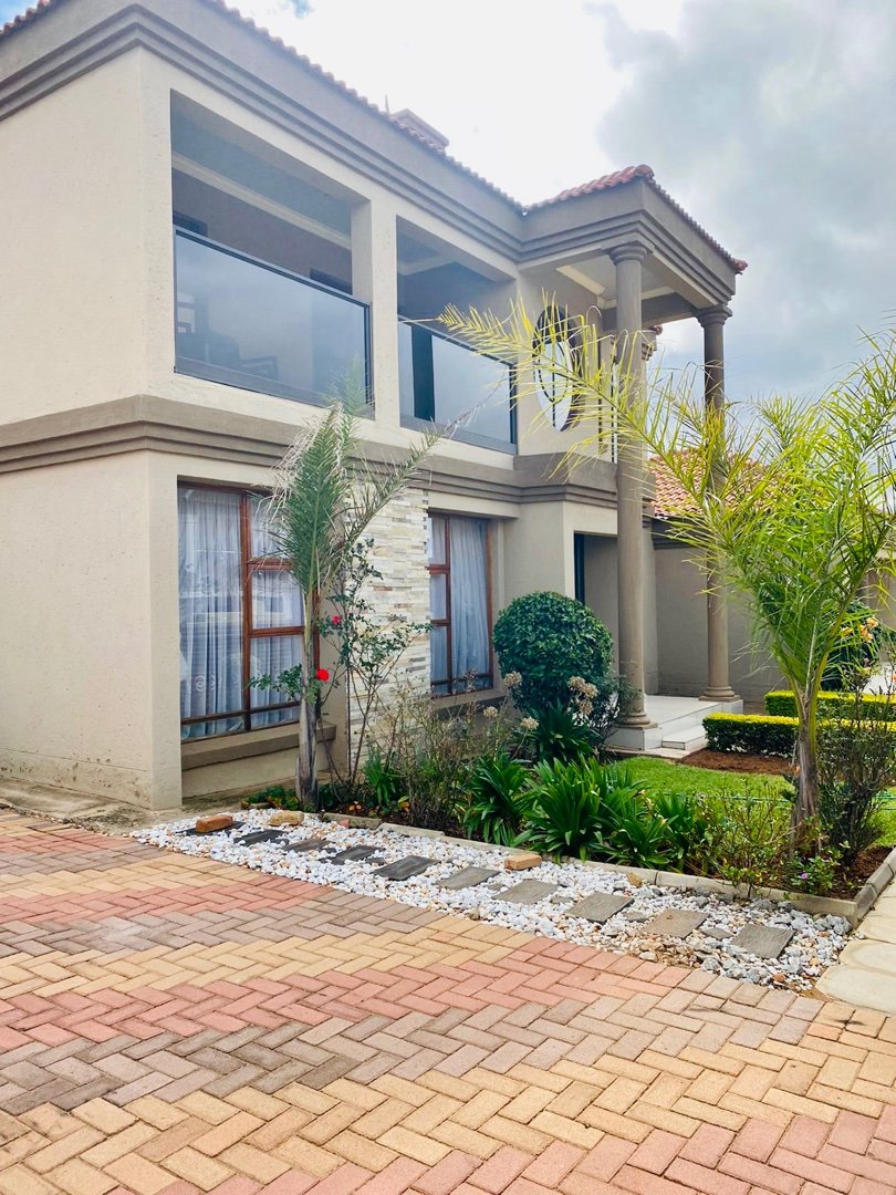 4 Bedroom Property for Sale in Woodhill Estate Limpopo