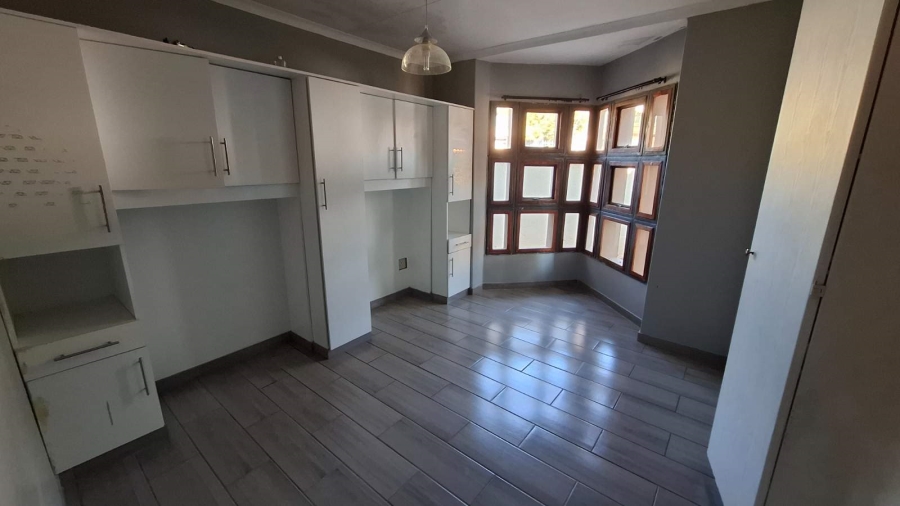 To Let 3 Bedroom Property for Rent in Flora Park Limpopo