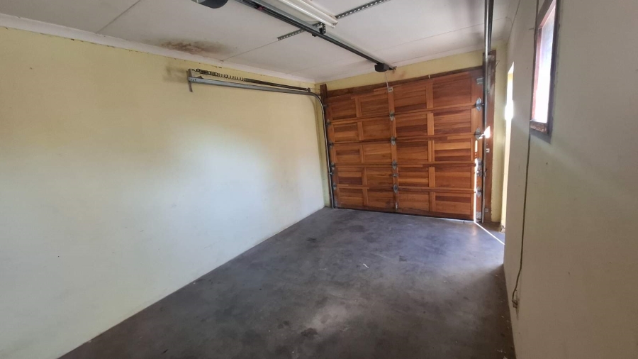 To Let 3 Bedroom Property for Rent in Flora Park Limpopo