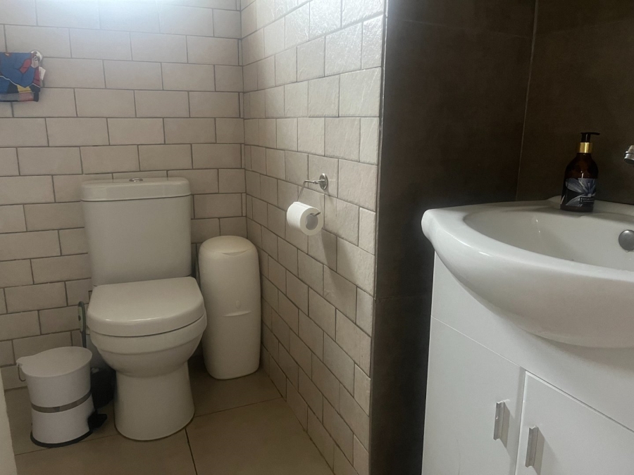 2 Bedroom Property for Sale in Aquapark Limpopo