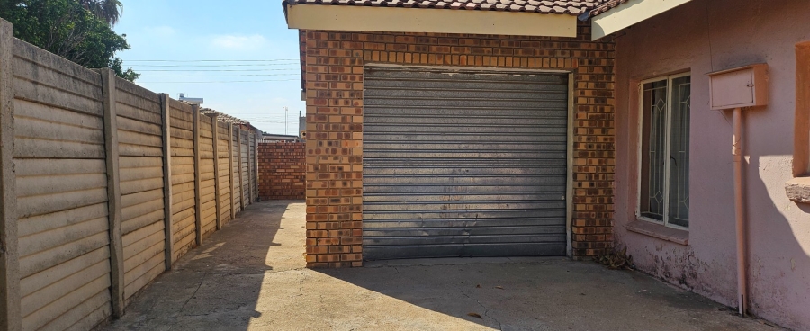 3 Bedroom Property for Sale in Seshego B Limpopo