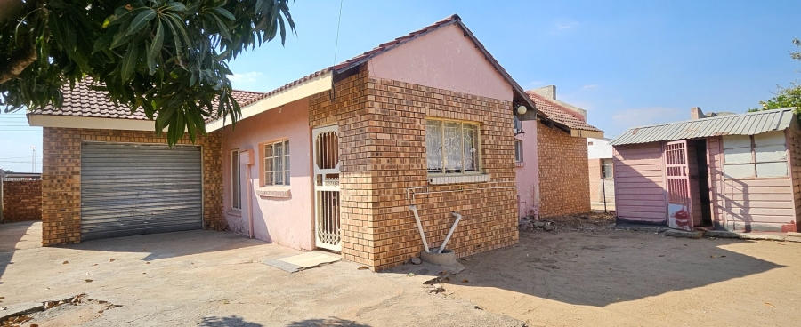 3 Bedroom Property for Sale in Seshego B Limpopo