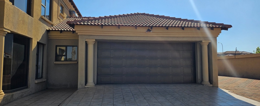 6 Bedroom Property for Sale in Serala View Limpopo