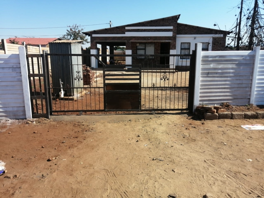 3 Bedroom Property for Sale in Lebowakgomo Zone S Limpopo