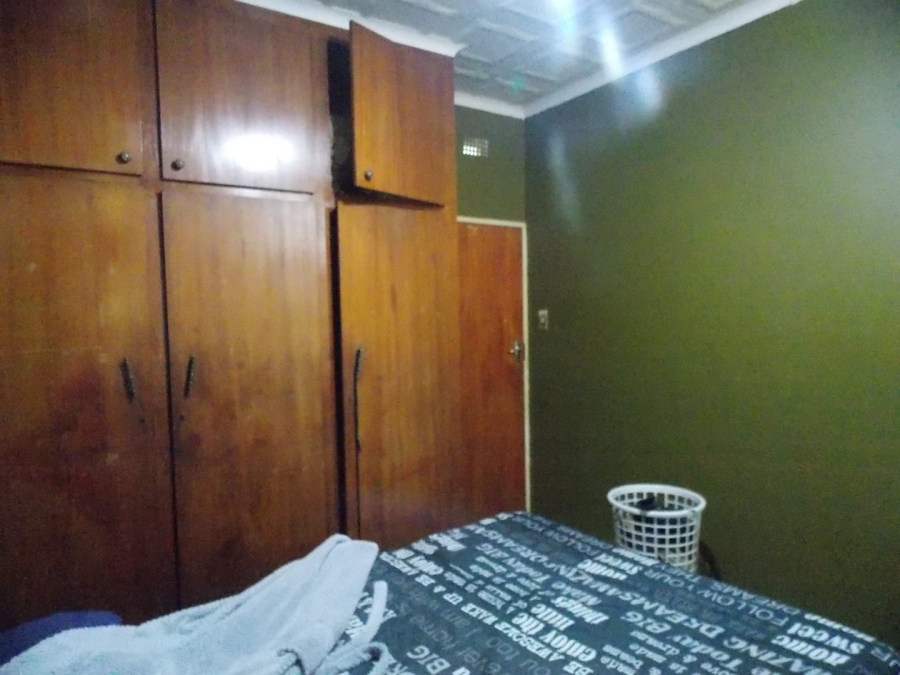 4 Bedroom Property for Sale in Fauna Park Limpopo