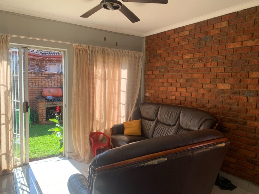 1 Bedroom Property for Sale in Aquapark Limpopo