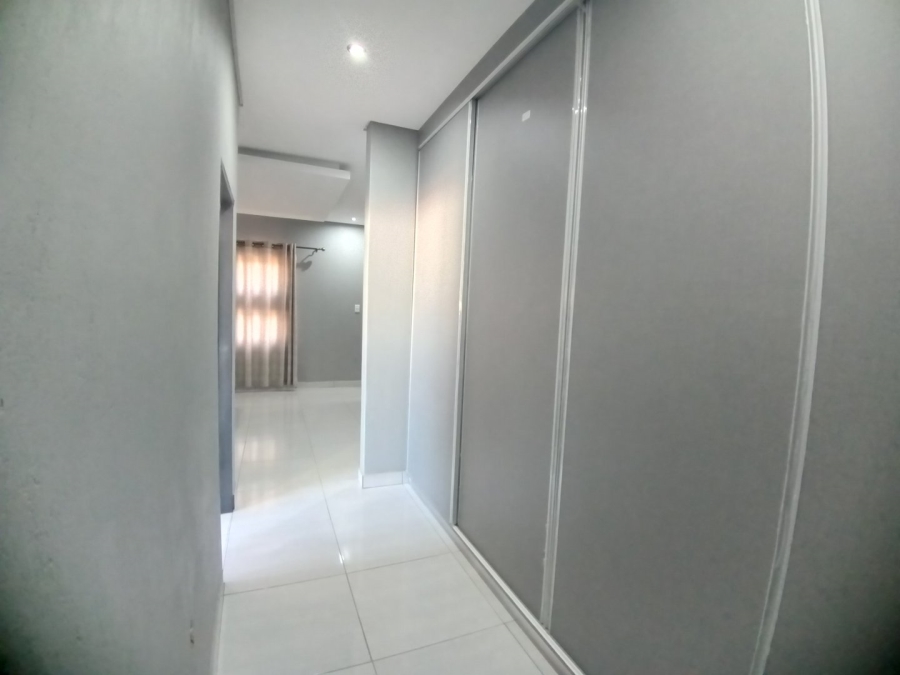 5 Bedroom Property for Sale in Riverside Estate Limpopo