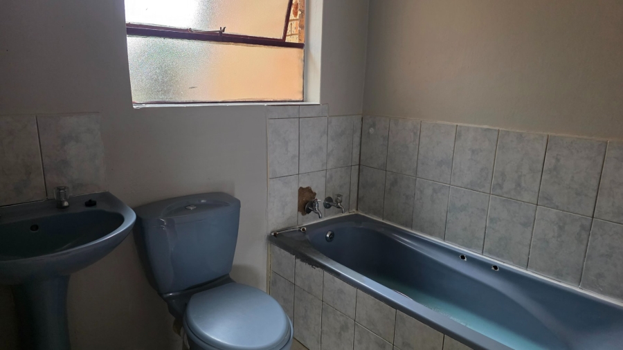 3 Bedroom Property for Sale in Tzangeni Limpopo
