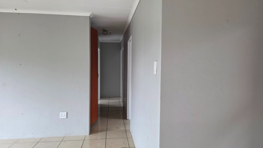 3 Bedroom Property for Sale in Tzangeni Limpopo