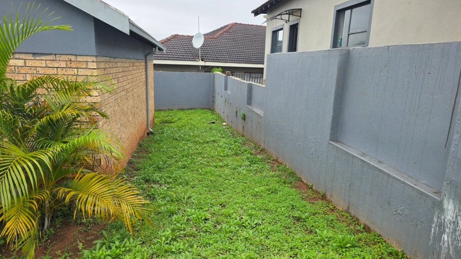 3 Bedroom Property for Sale in Tzangeni Limpopo