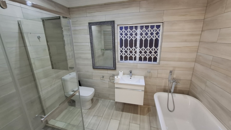 To Let 3 Bedroom Property for Rent in Bendor Limpopo