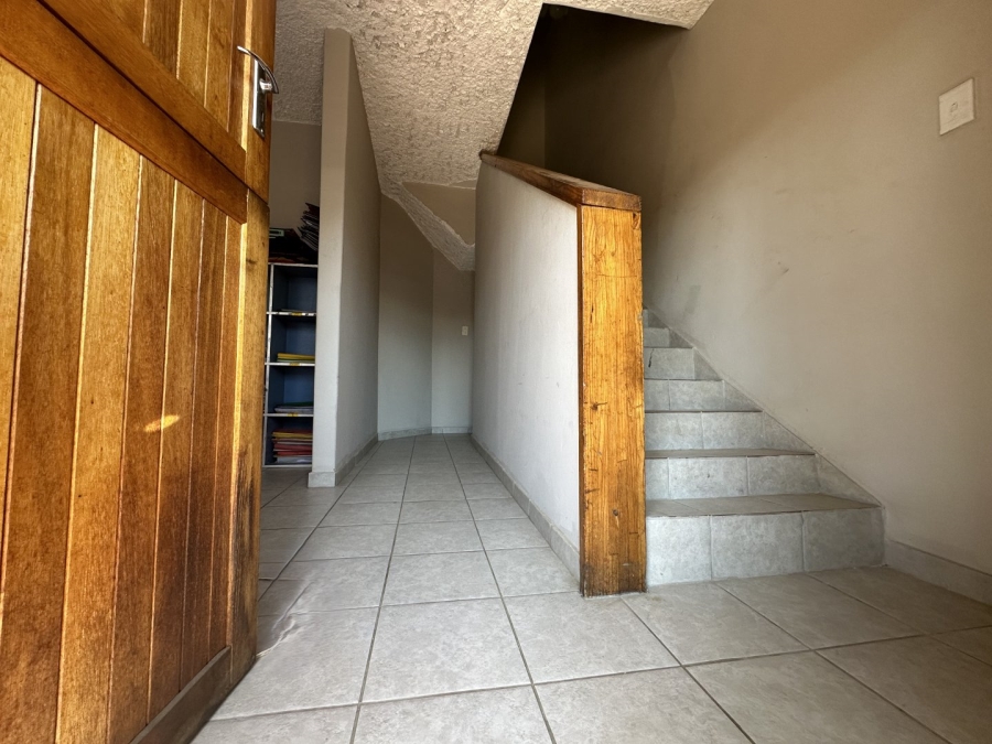 2 Bedroom Property for Sale in Polokwane Central Limpopo
