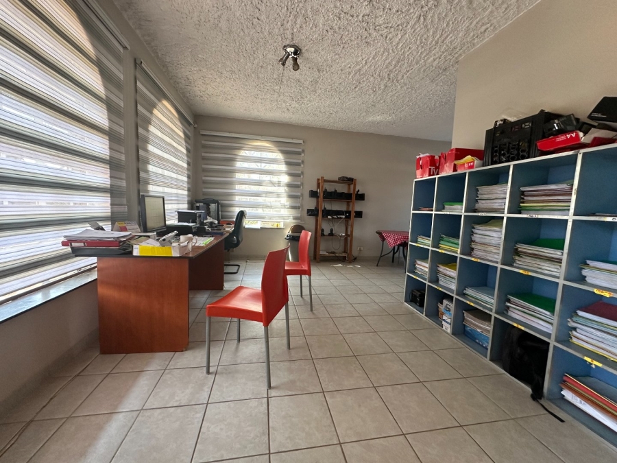 2 Bedroom Property for Sale in Polokwane Central Limpopo