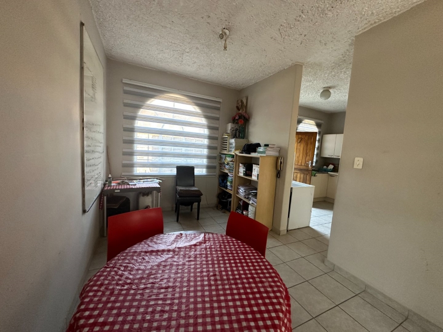 2 Bedroom Property for Sale in Polokwane Central Limpopo