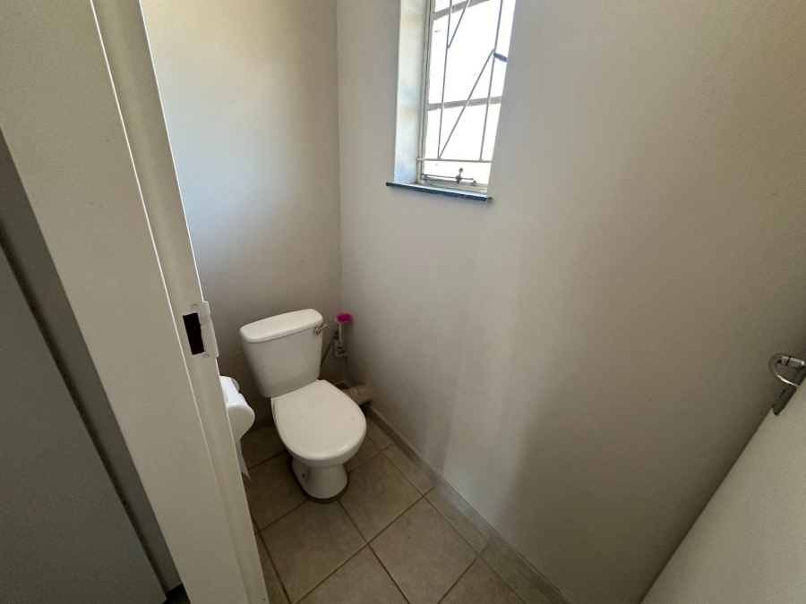 2 Bedroom Property for Sale in Polokwane Central Limpopo