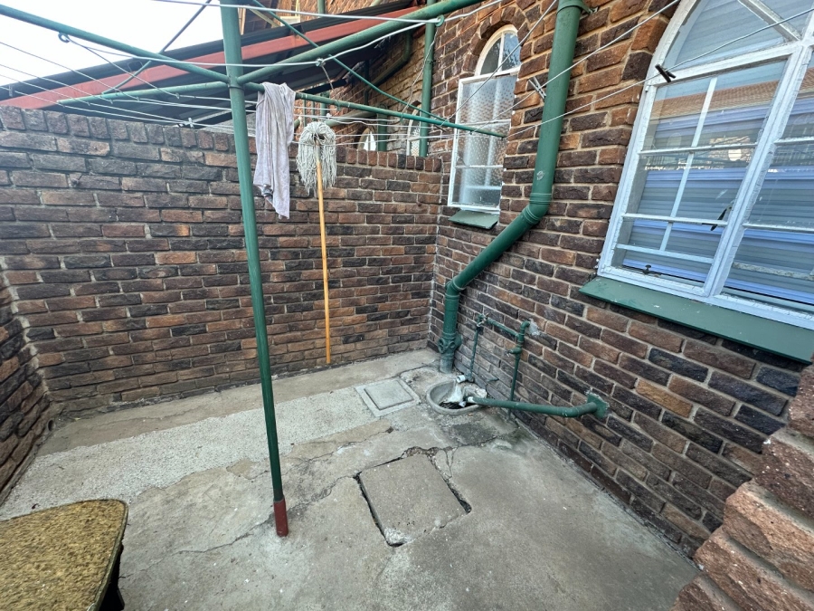2 Bedroom Property for Sale in Polokwane Central Limpopo