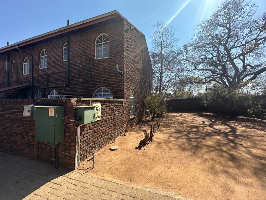 2 Bedroom Property for Sale in Polokwane Central Limpopo
