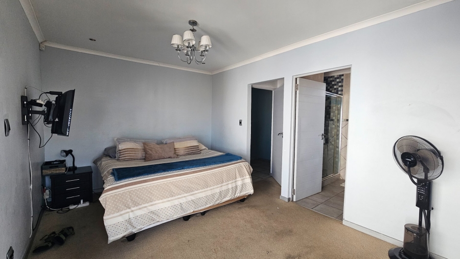 3 Bedroom Property for Sale in Sterpark Limpopo