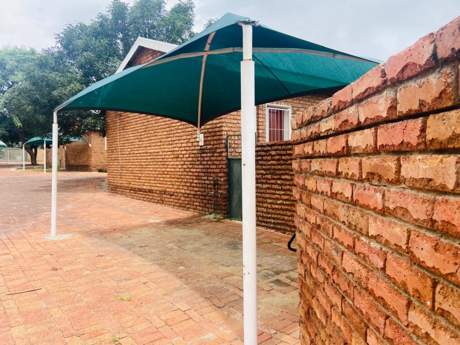 2 Bedroom Property for Sale in Bendor Limpopo