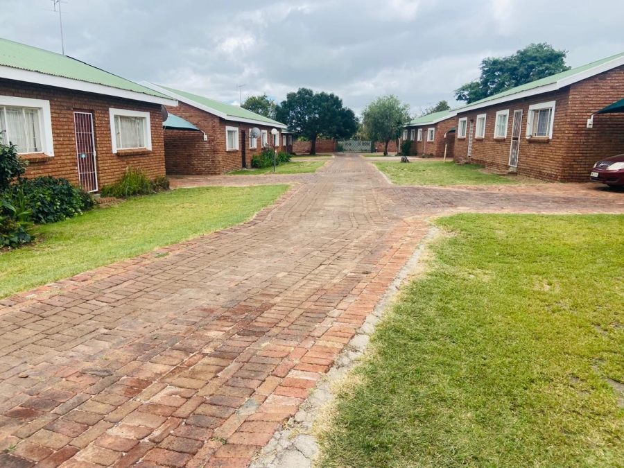 2 Bedroom Property for Sale in Bendor Limpopo