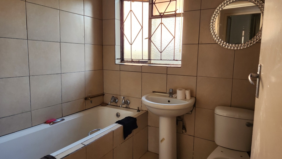 3 Bedroom Property for Sale in Westenburg Limpopo