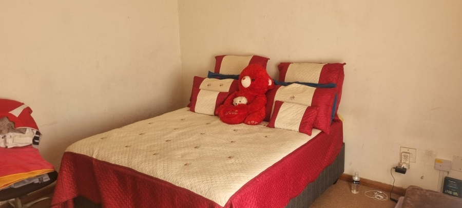 1 Bedroom Property for Sale in Polokwane Central Limpopo