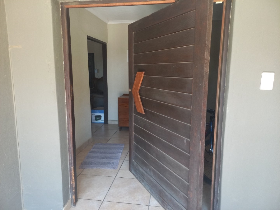 5 Bedroom Property for Sale in Ivydale A H Limpopo