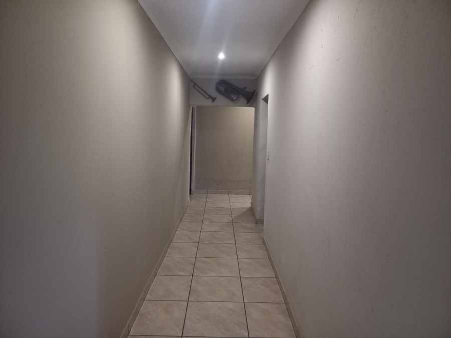 5 Bedroom Property for Sale in Ivydale A H Limpopo
