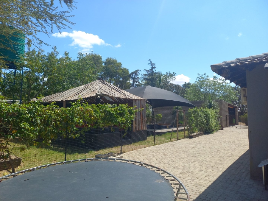 5 Bedroom Property for Sale in Ivydale A H Limpopo
