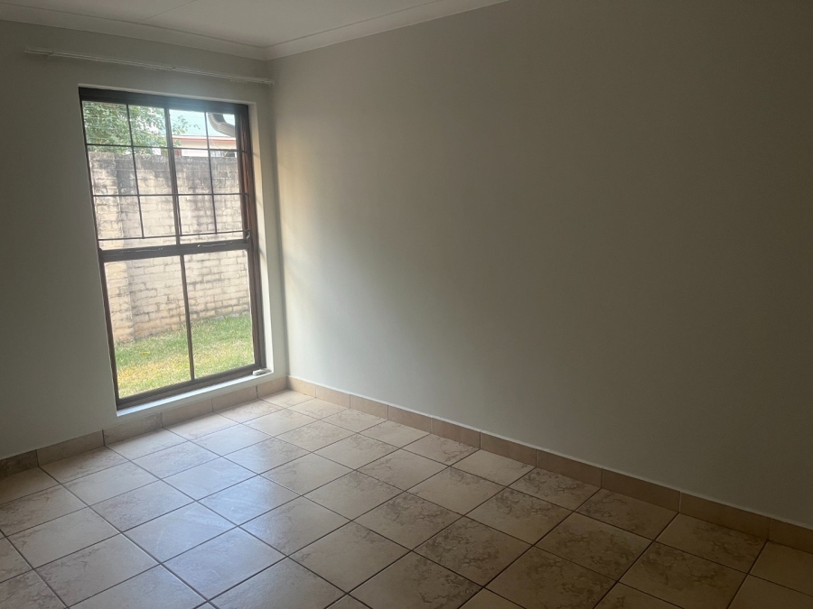 4 Bedroom Property for Sale in Doornhoek Equestrian Estate Limpopo