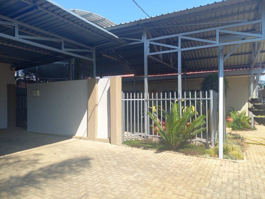 6 Bedroom Property for Sale in Polokwane Central Limpopo