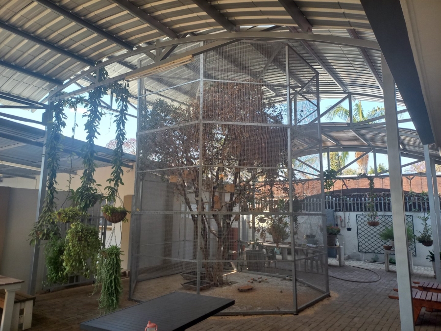 6 Bedroom Property for Sale in Polokwane Central Limpopo