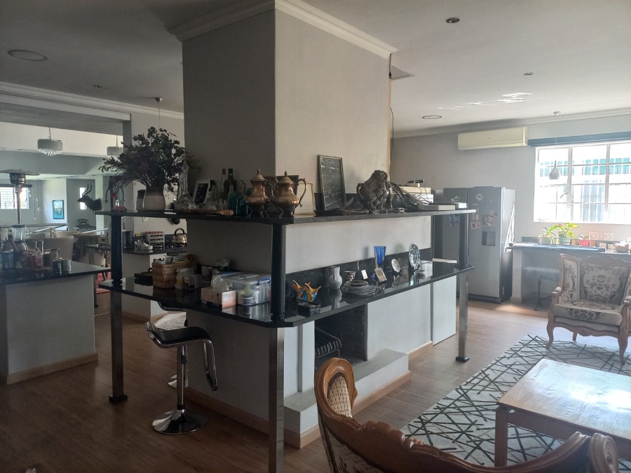6 Bedroom Property for Sale in Polokwane Central Limpopo