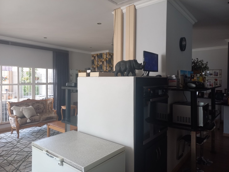 6 Bedroom Property for Sale in Polokwane Central Limpopo