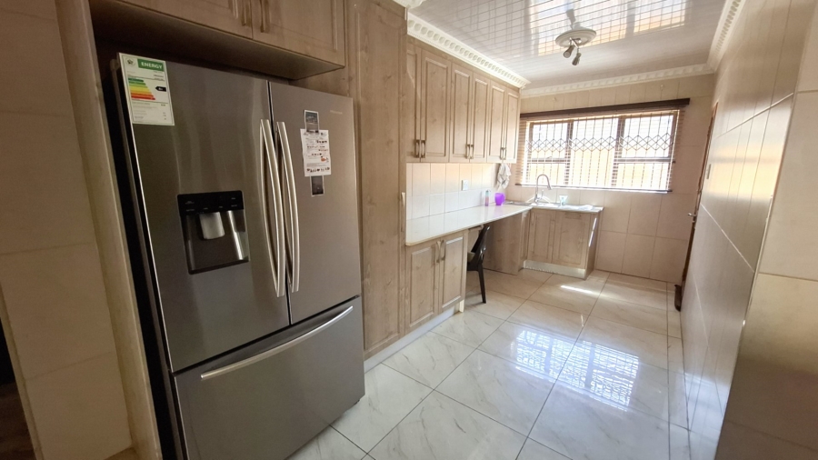 5 Bedroom Property for Sale in Serala View Limpopo