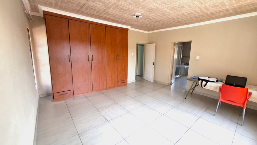 5 Bedroom Property for Sale in Serala View Limpopo