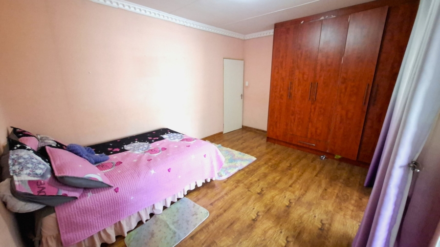 5 Bedroom Property for Sale in Serala View Limpopo