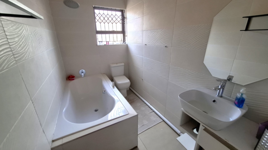 5 Bedroom Property for Sale in Serala View Limpopo