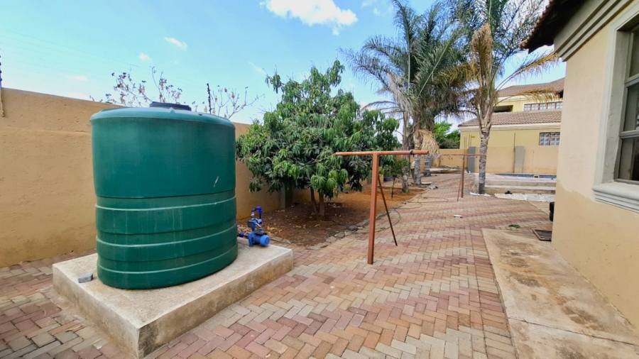 5 Bedroom Property for Sale in Serala View Limpopo