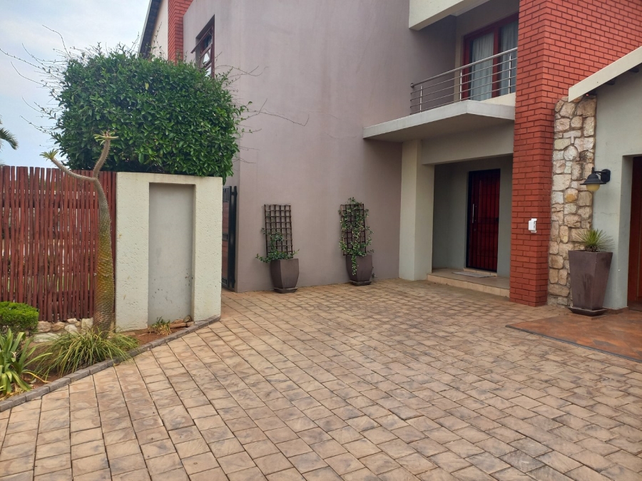 4 Bedroom Property for Sale in Bendor Limpopo