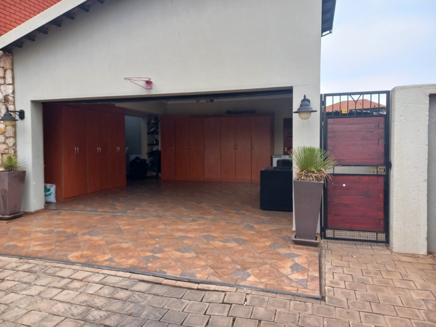 4 Bedroom Property for Sale in Bendor Limpopo