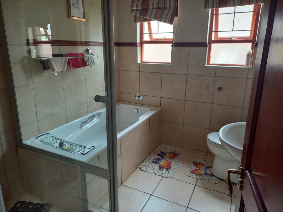 4 Bedroom Property for Sale in Bendor Limpopo