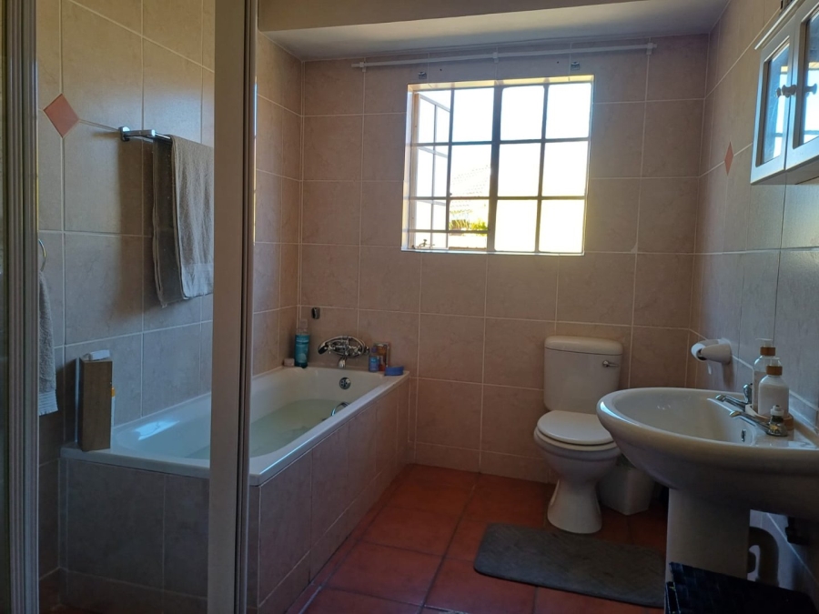 2 Bedroom Property for Sale in Bendor Limpopo