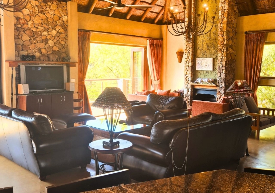 5 Bedroom Property for Sale in Zebula Golf Estate Limpopo