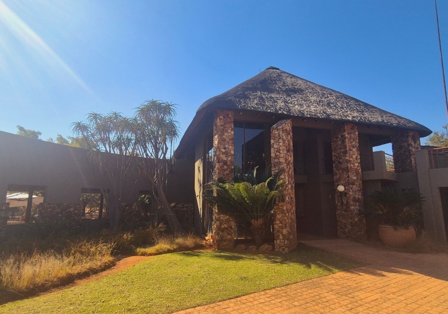 5 Bedroom Property for Sale in Zebula Golf Estate Limpopo