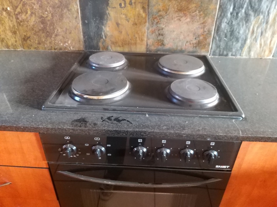 To Let 3 Bedroom Property for Rent in Annadale Limpopo
