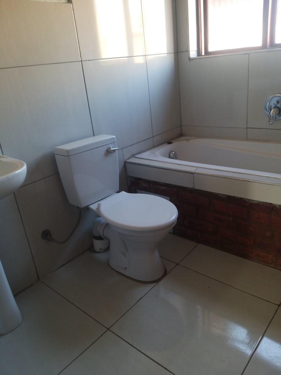 To Let 3 Bedroom Property for Rent in Annadale Limpopo